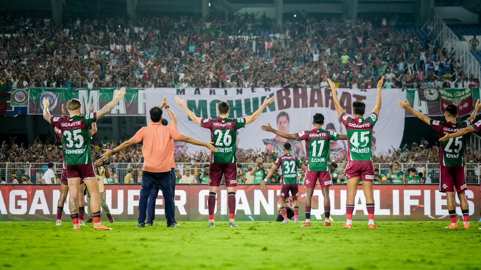 X | Mohun Bagan : Mohun Bagan Super Giant.